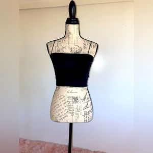 Black crop top